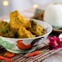 Turmeric Chicken 黄姜鸡