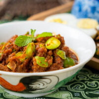 Petai with Dried Shrimp Sambal 叁巴虾米炒臭豆