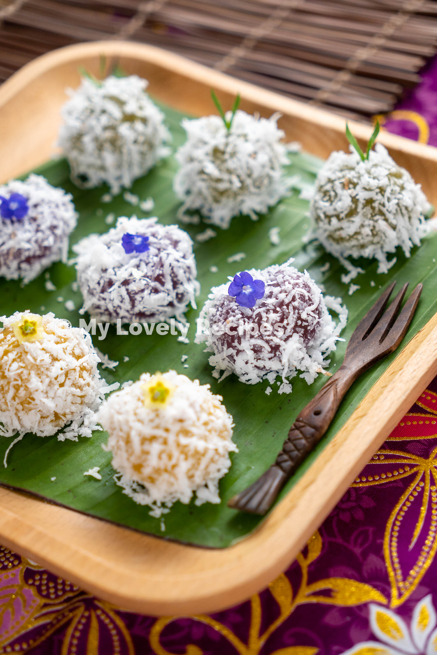 Three Flavors Ondeh Ondeh (Klepon) - My Lovely Recipes