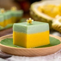 Durian Kuih Talam 榴莲达兰糕