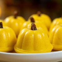 小金瓜马来糕 Pumpkin Malay Cupcakes/ Ma Lai Go