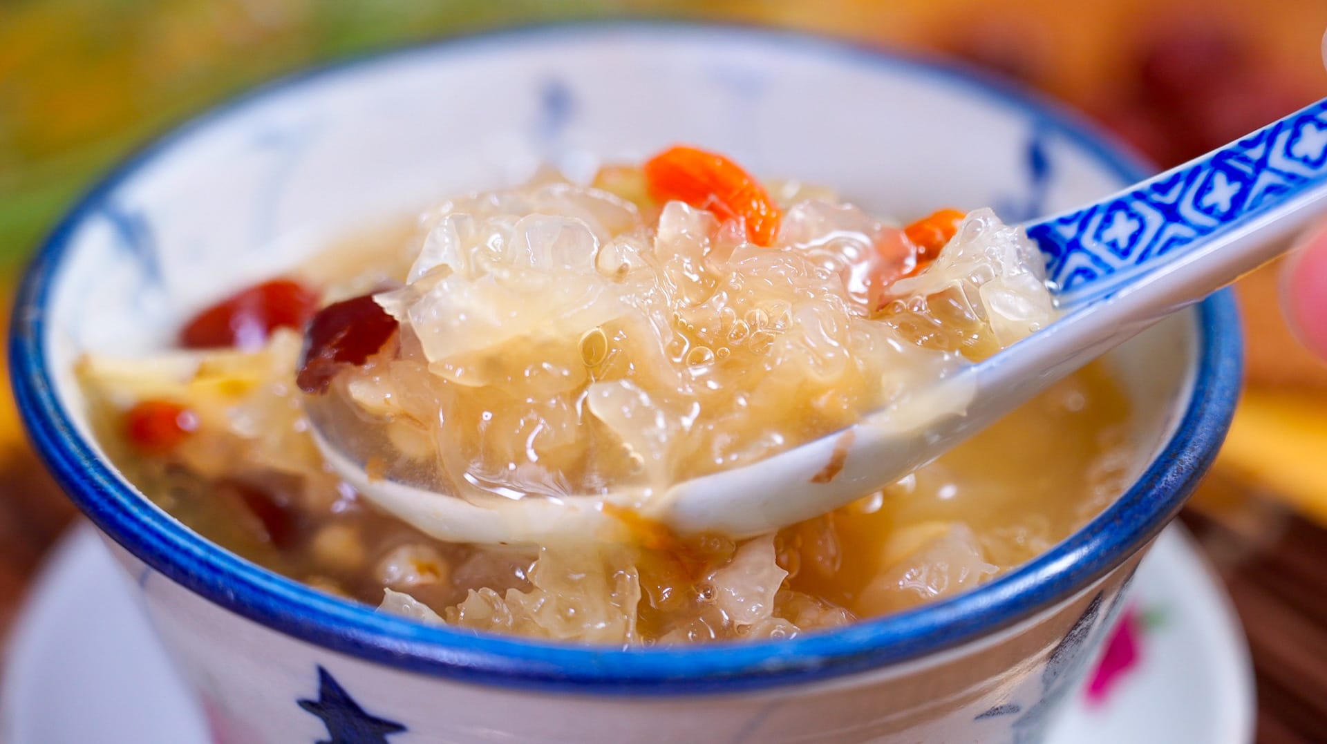 Herbal Sweet Soup (Qing Bu Liang)