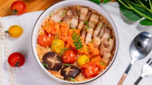 Tomato Pork Belly Steamed Rice 番茄五花肉蒸饭