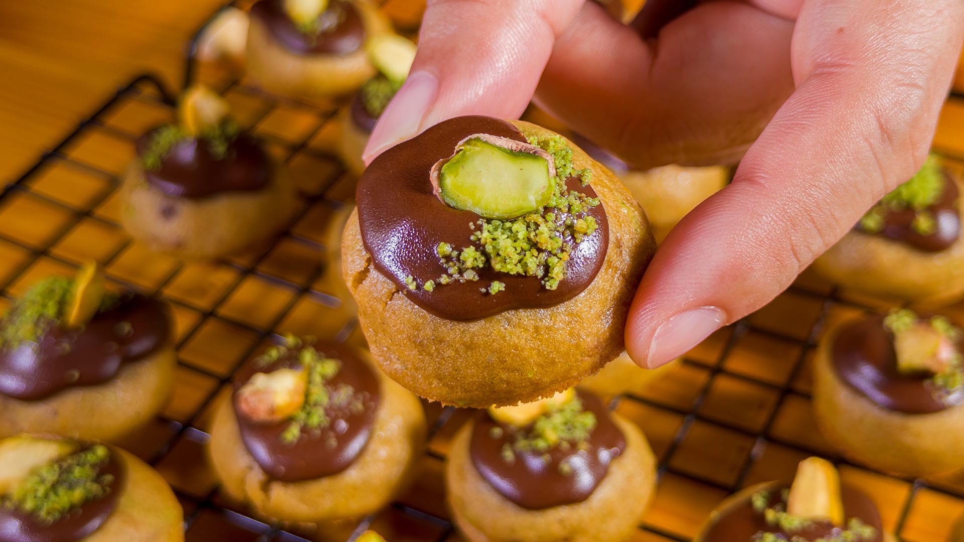 Pistachio Kunafa Cookies (Dubai Chocolate Cookies)