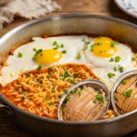 Abalone Kimchi Noodle Soup 鲍鱼辛奇汤面
